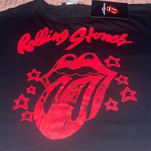 2/$10 NWT rolling stone crop top